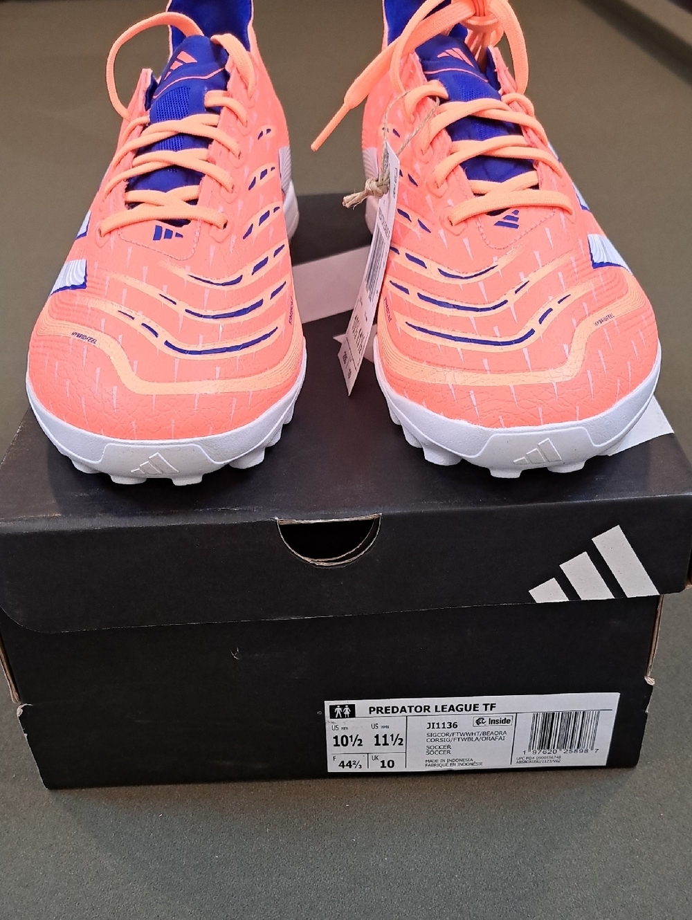 adidas Predator League TF Soccer  - Color: Coral/White/Orange - Size: Men 10.5 - Picture 4 of 11